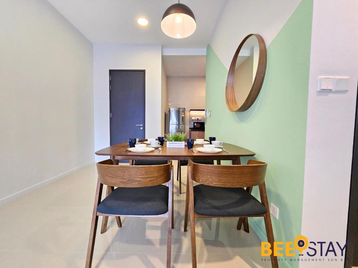 Apartment Sunway Velocity 2 Connected With Mall & Mrt For 2 Pax Kuala Lumpur