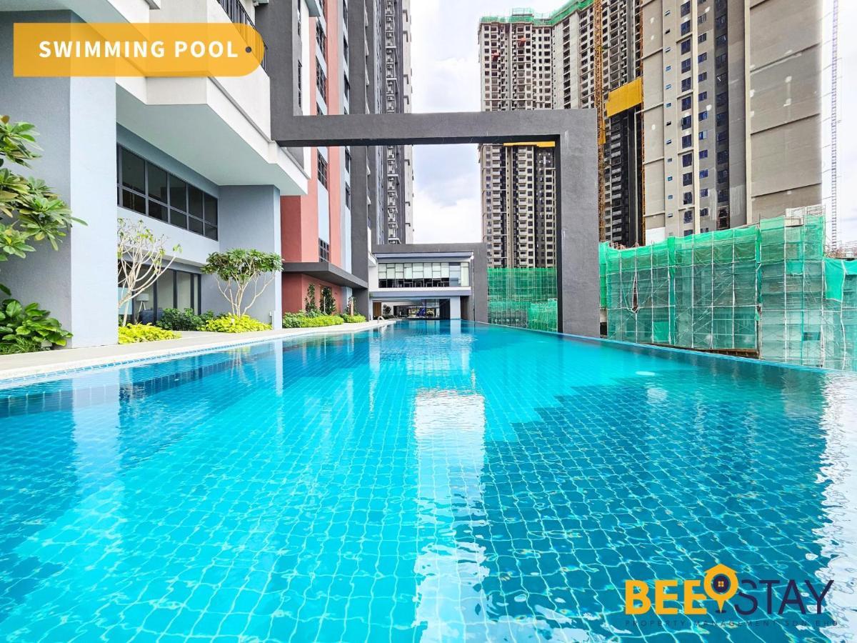 Sunway Velocity 2 Connected With Mall & Mrt For 2 Pax *